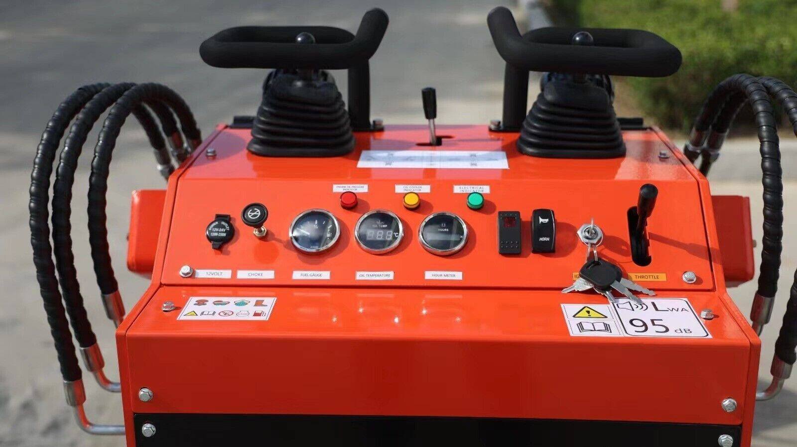 TYPHON STOMP Tracked Mini Skid Steer Loader - Image 3
